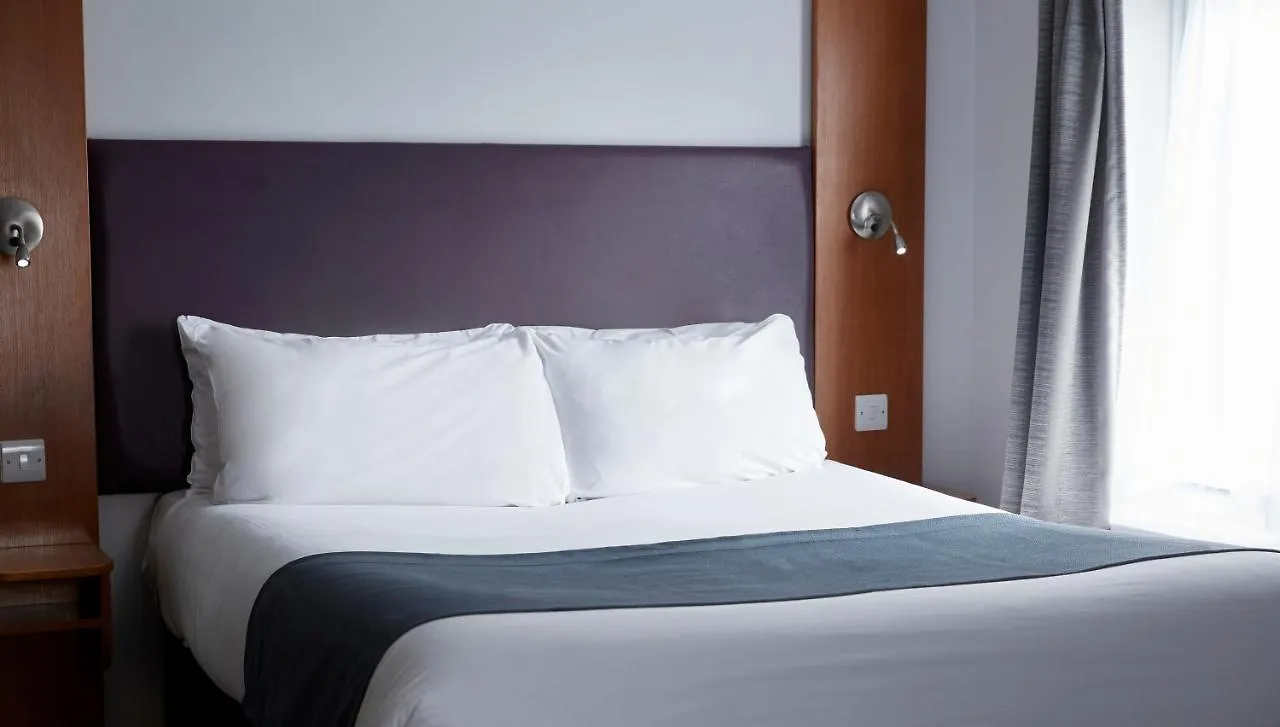 The Bowman By Greene King Inns Hucknall Hotel